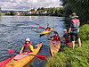 Mit den Kajaks flussabwärts